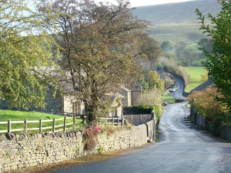 The Winding Country Lanes of England